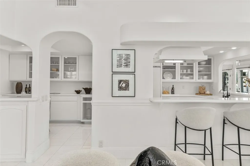 21961 Cayuga Lane, Lake Forest, California 92630 home-pic-16
