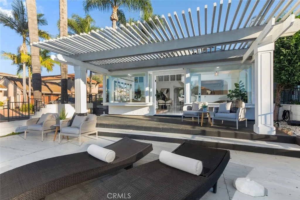 21961 Cayuga Lane, Lake Forest, California 92630 home-pic-21