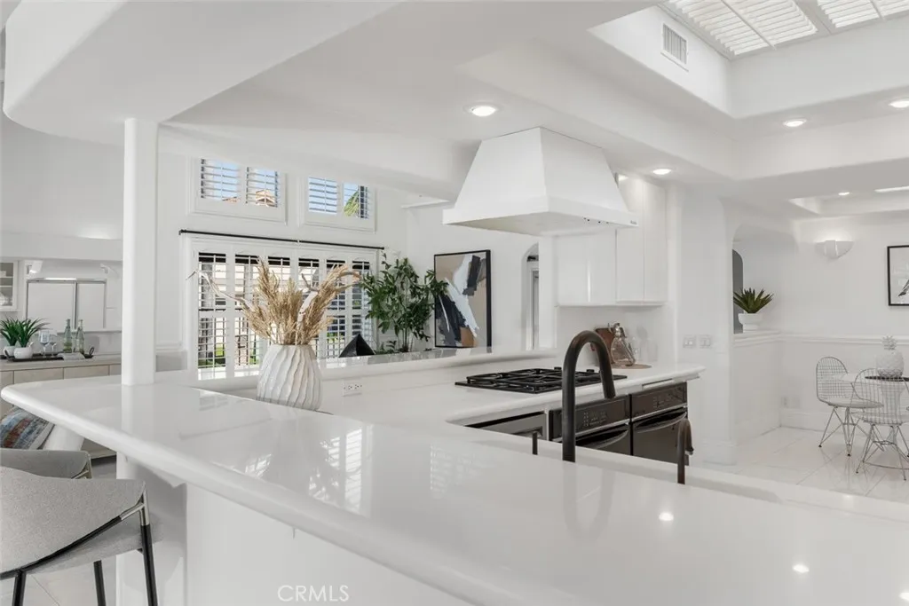 21961 Cayuga Lane, Lake Forest, California 92630 home-pic-13