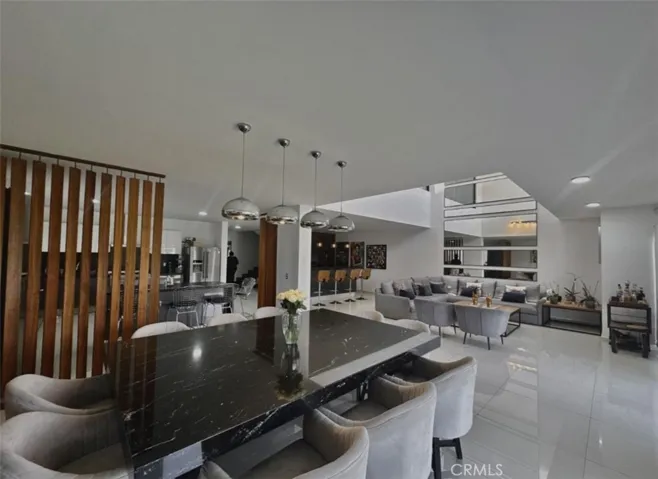 Open floor plan
