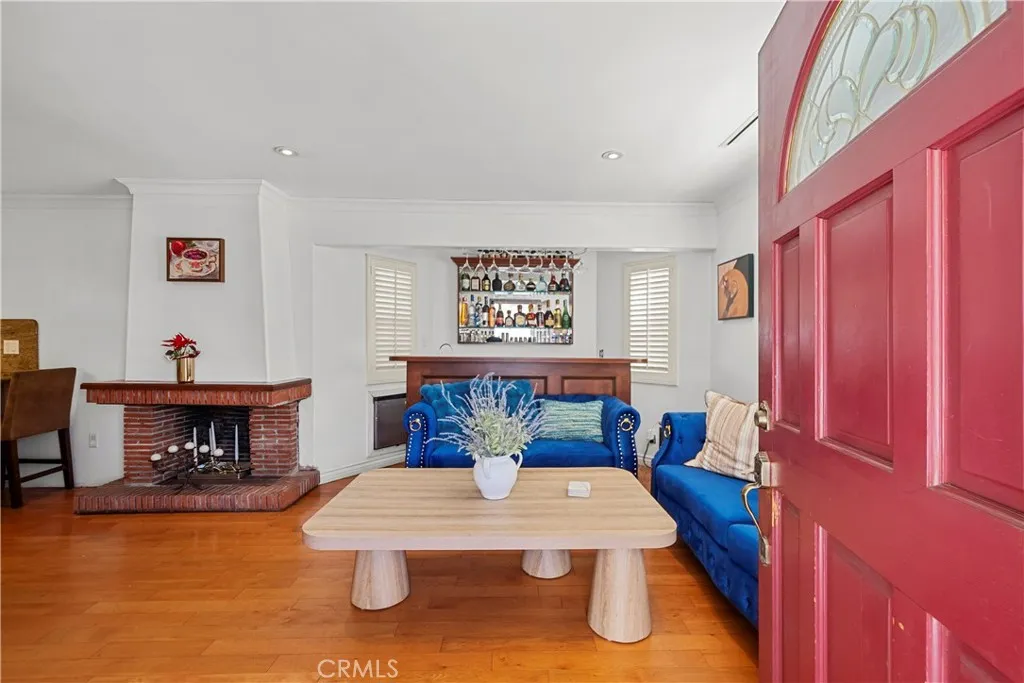 1243 Raymond, Glendale, California 91201 home-pic-3