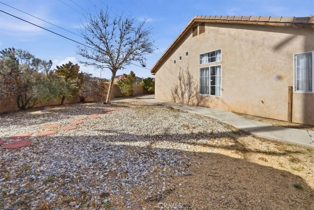8910 Glenwood, Hesperia, California 92344 home-pic-48