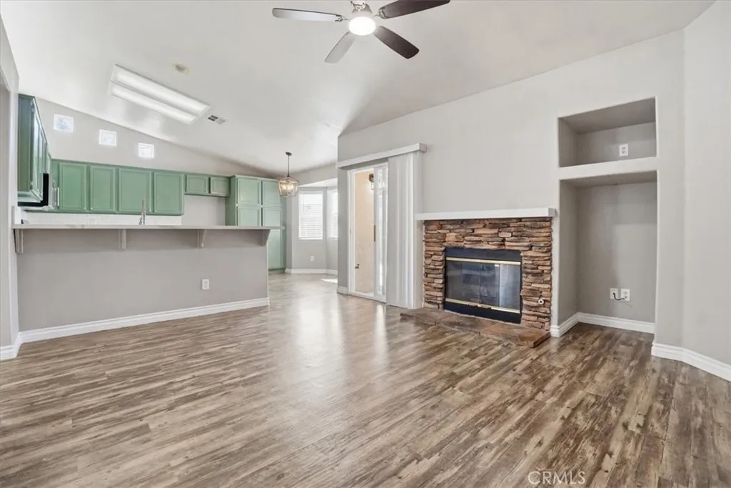 8910 Glenwood, Hesperia, California 92344 home-pic-13