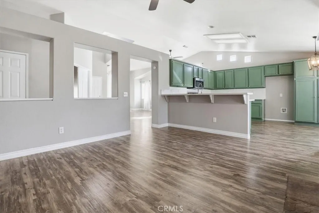 8910 Glenwood, Hesperia, California 92344 home-pic-14