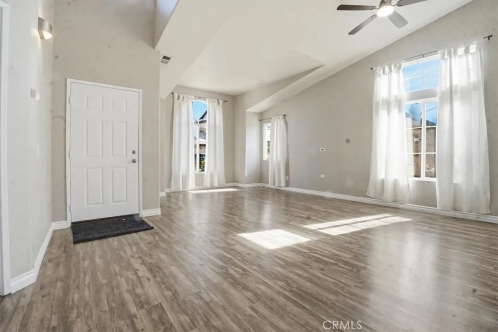 8910 Glenwood, Hesperia, California 92344 home-pic-5