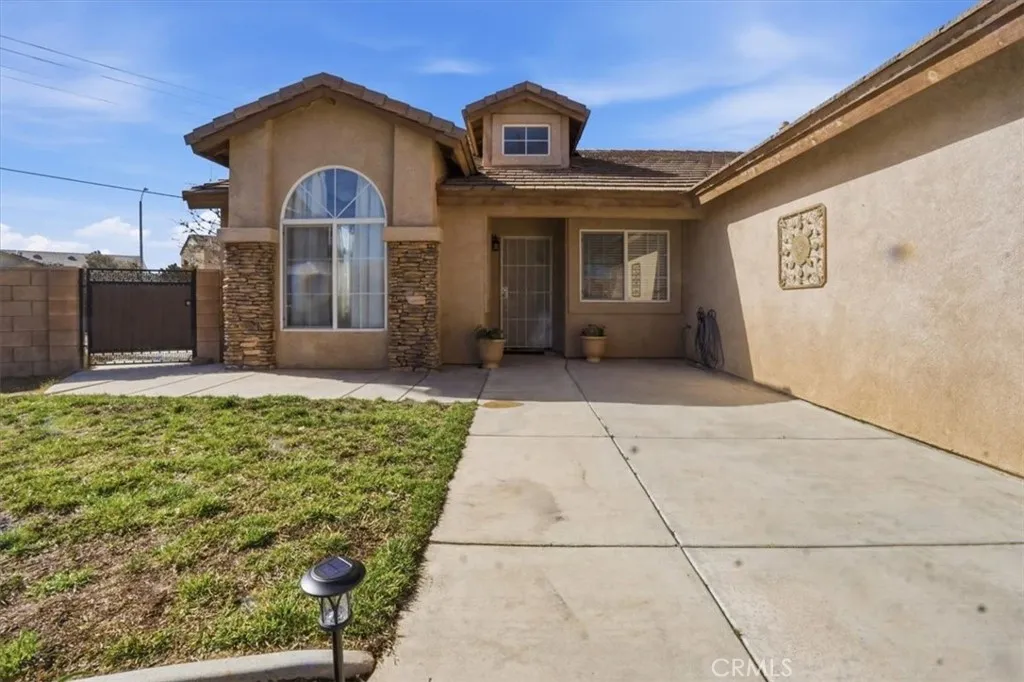 8910 Glenwood, Hesperia, California 92344 home-pic-4