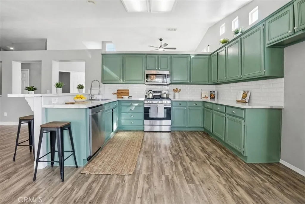 8910 Glenwood, Hesperia, California 92344 home-pic-18