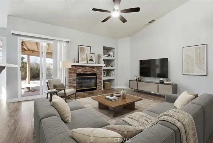 8910 Glenwood, Hesperia, California 92344