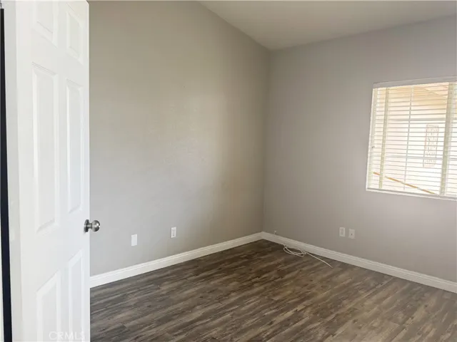 8910 Glenwood, Hesperia, California 92344