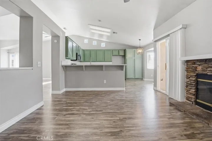 8910 Glenwood, Hesperia, California 92344