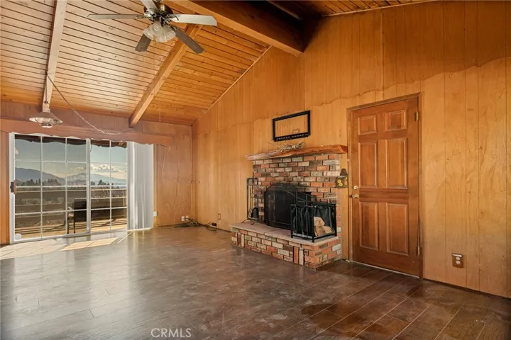 Living room with fireplace