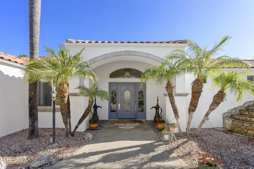 2821 Summit Drive, Escondido, California 92025 home-pic-3