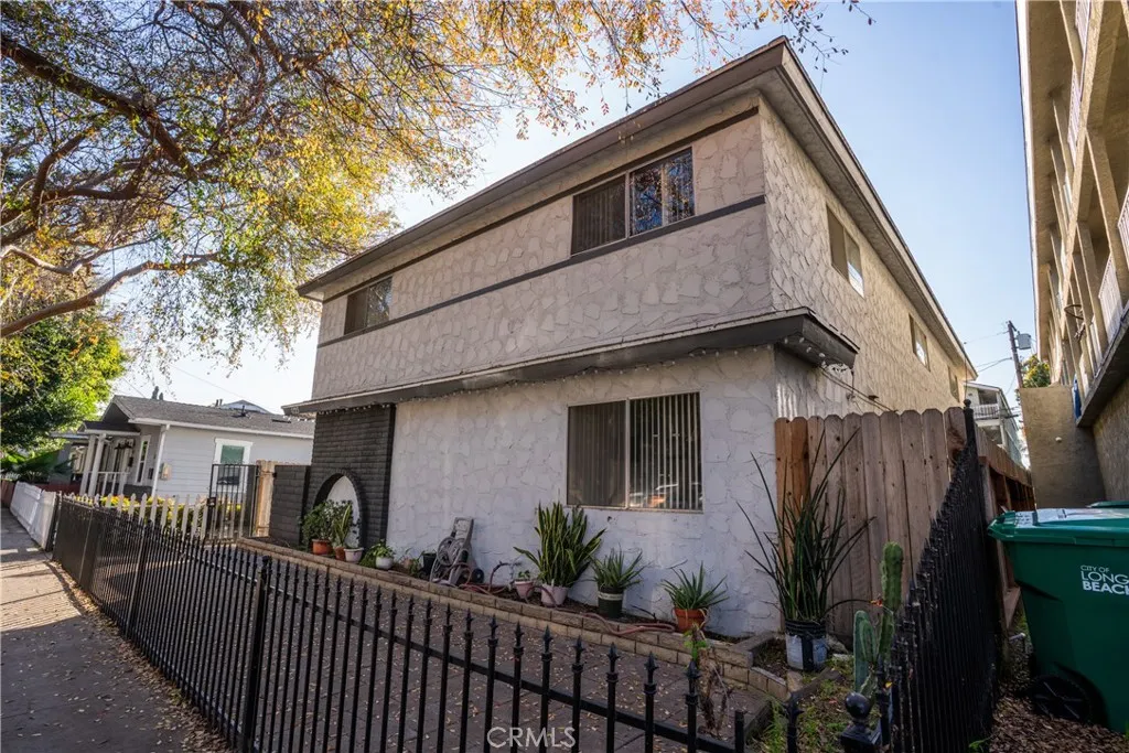 1123 Ohio, Long Beach, California 90804 home-pic-2