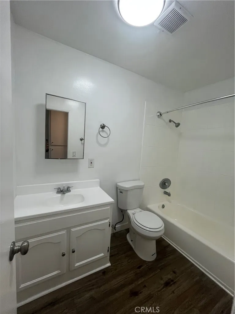 1123 Ohio, Long Beach, California 90804 home-pic-15
