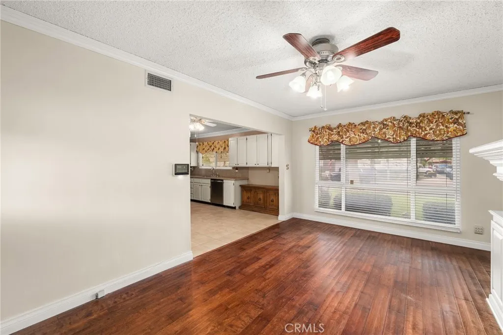 296 S Laurel, Upland, California 91786 home-pic-11