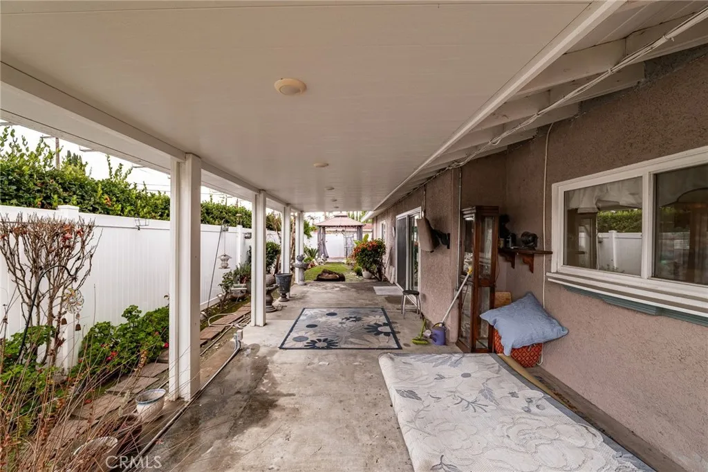 296 S Laurel, Upland, California 91786 home-pic-27