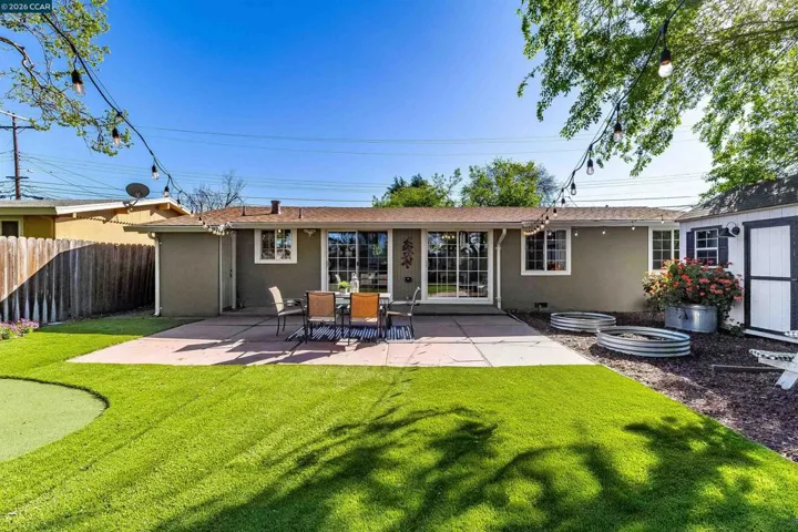 2261 Gehringer Dr, Concord, California 94520