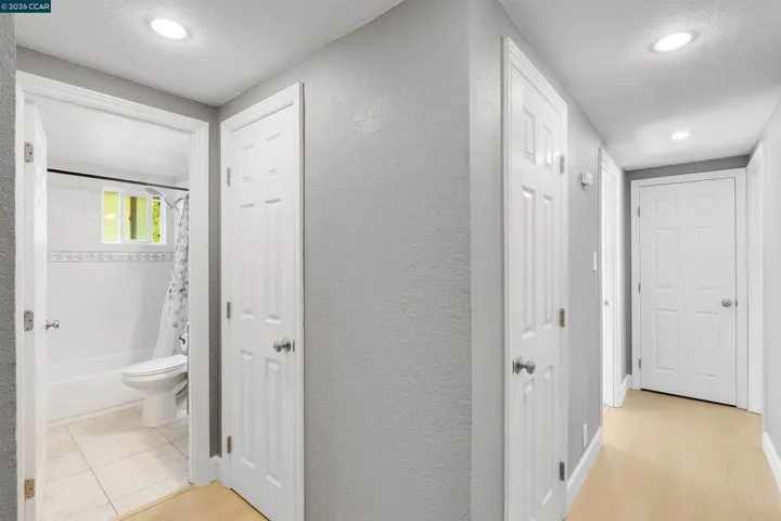 2261 Gehringer Dr, Concord, California 94520
