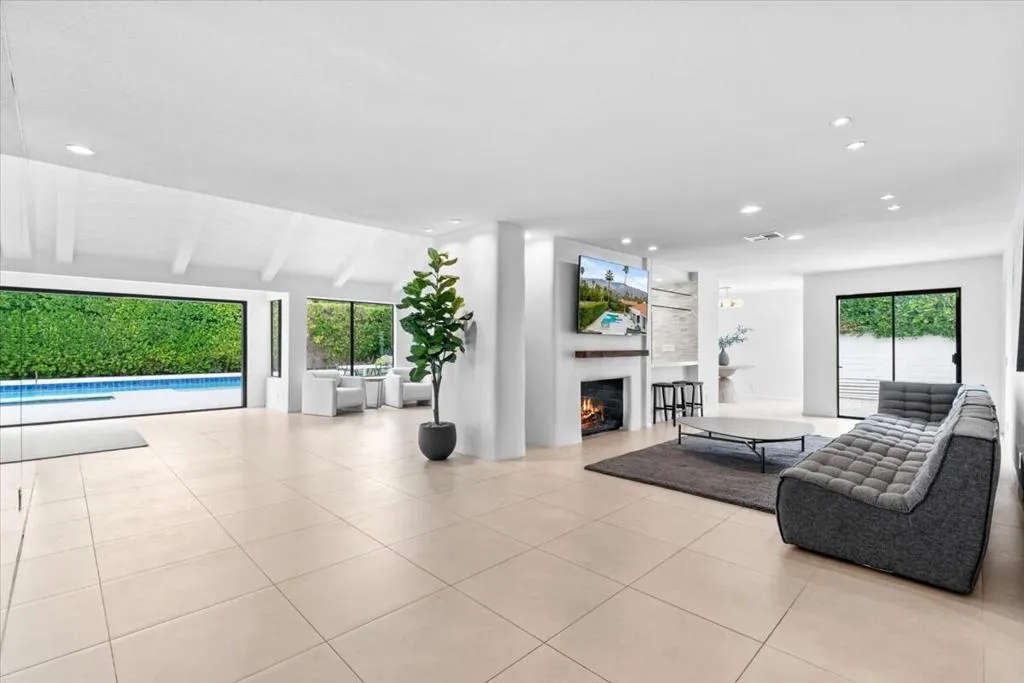 2865 Alondra Way, Palm Springs, California 92264 home-pic-12