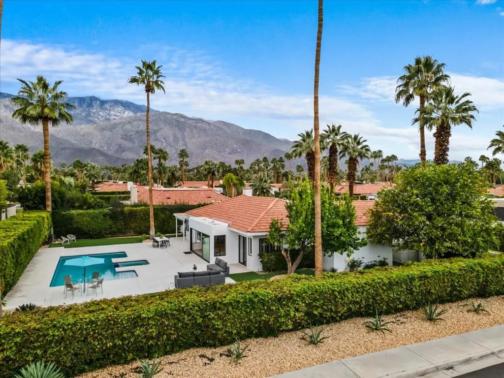 2865 Alondra Way, Palm Springs, California 92264 home-pic-3
