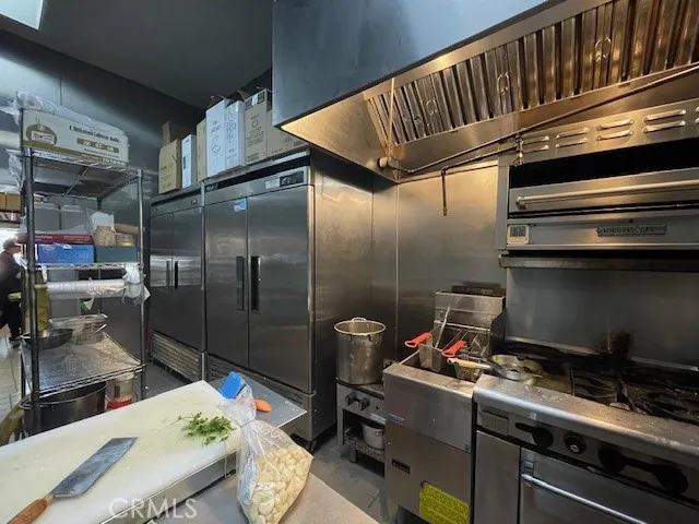 9566 Las Tunas Dr, Temple City, California 91780