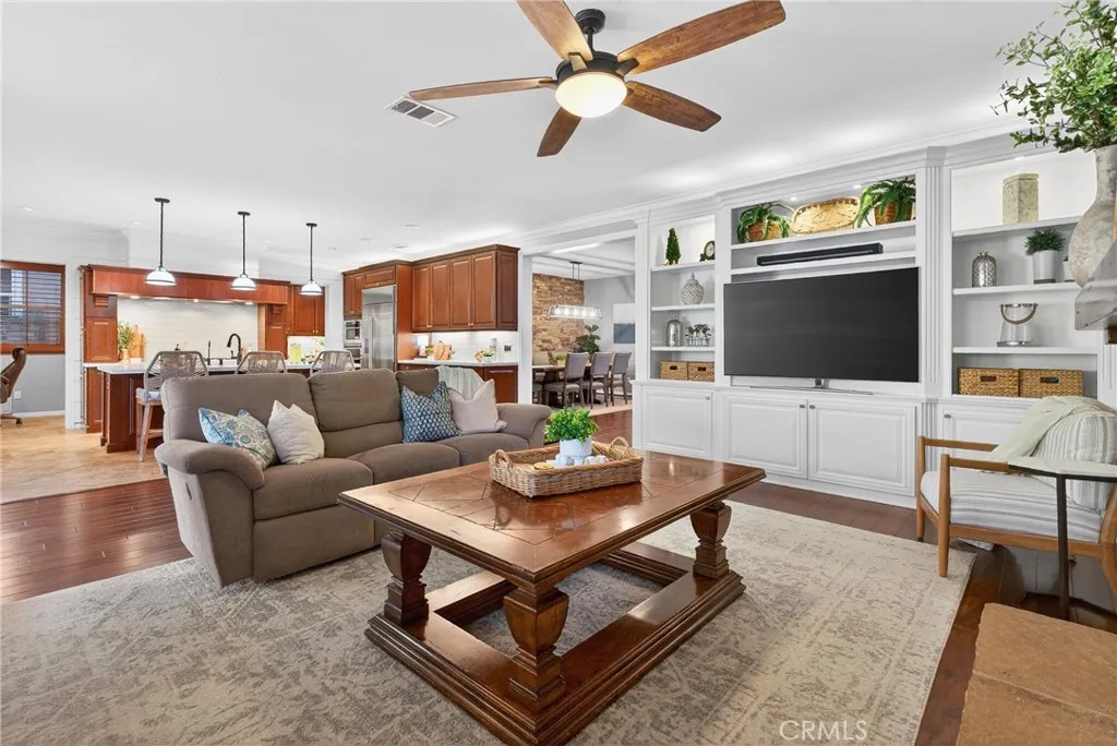 22505 Breakwater, Saugus, California 91350 home-pic-11
