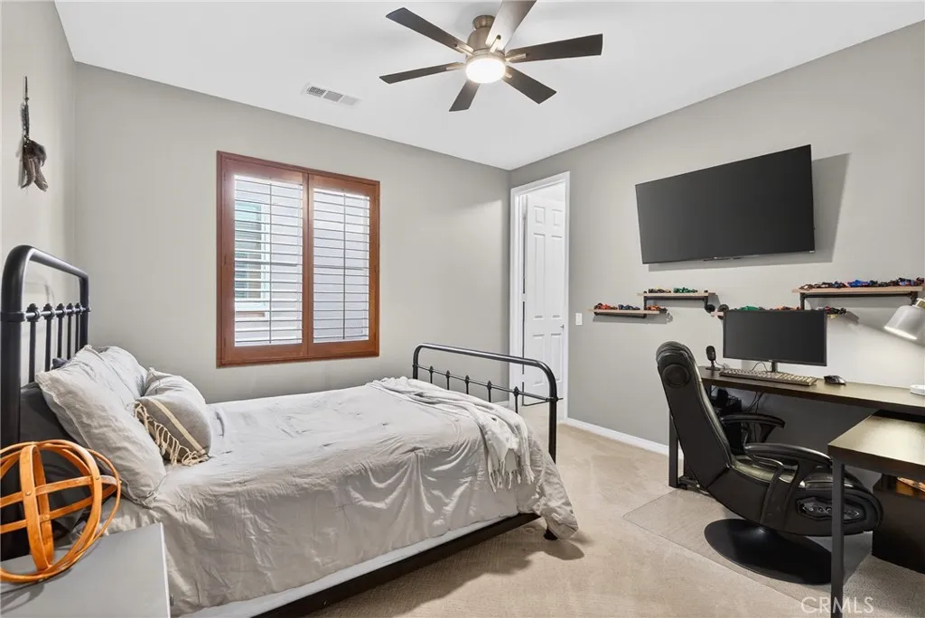 22505 Breakwater, Saugus, California 91350 home-pic-39