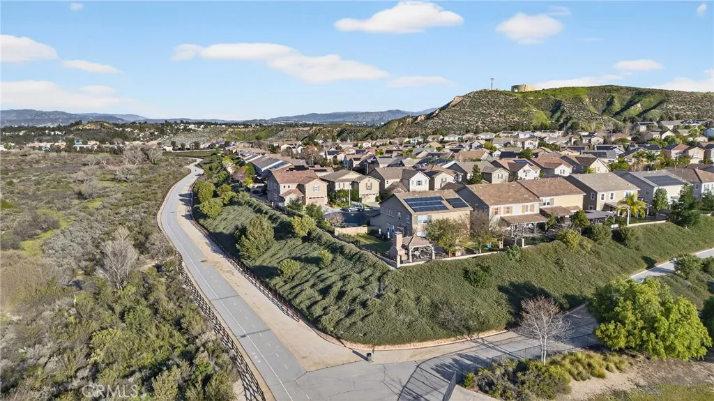 22505 Breakwater, Saugus, California 91350 home-pic-55
