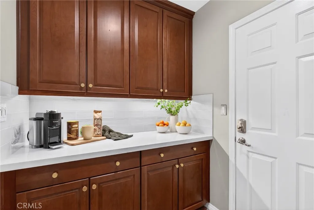 22505 Breakwater, Saugus, California 91350 home-pic-22