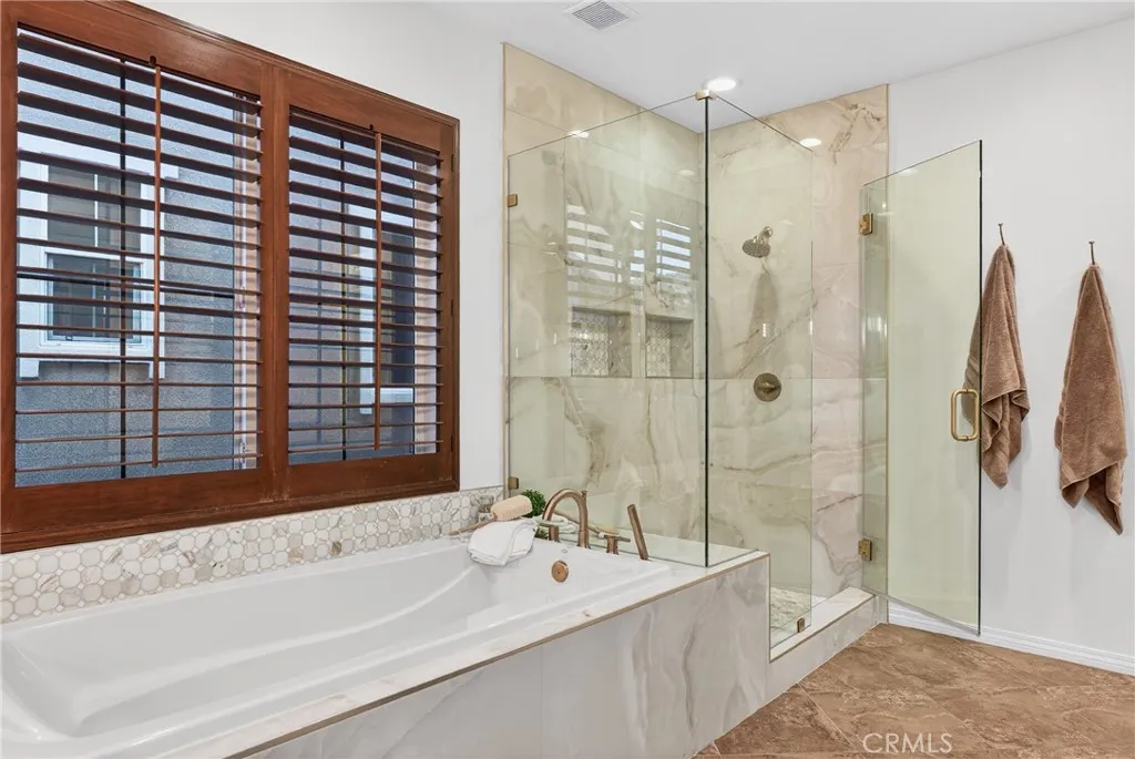 22505 Breakwater, Saugus, California 91350 home-pic-36