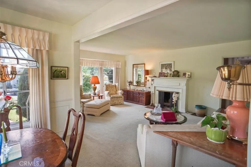 1083 E Fairmount, Burbank, California 91501 home-pic-5