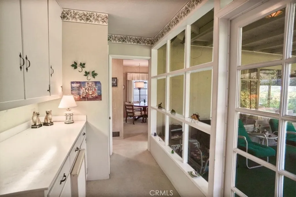 1083 E Fairmount, Burbank, California 91501 home-pic-12