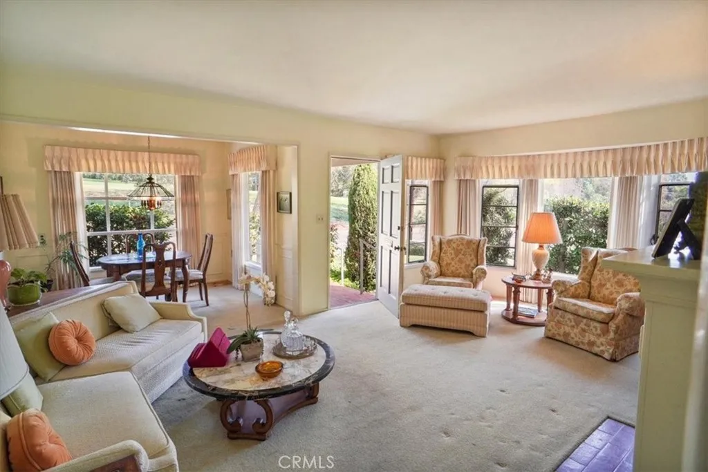 1083 E Fairmount, Burbank, California 91501 home-pic-4