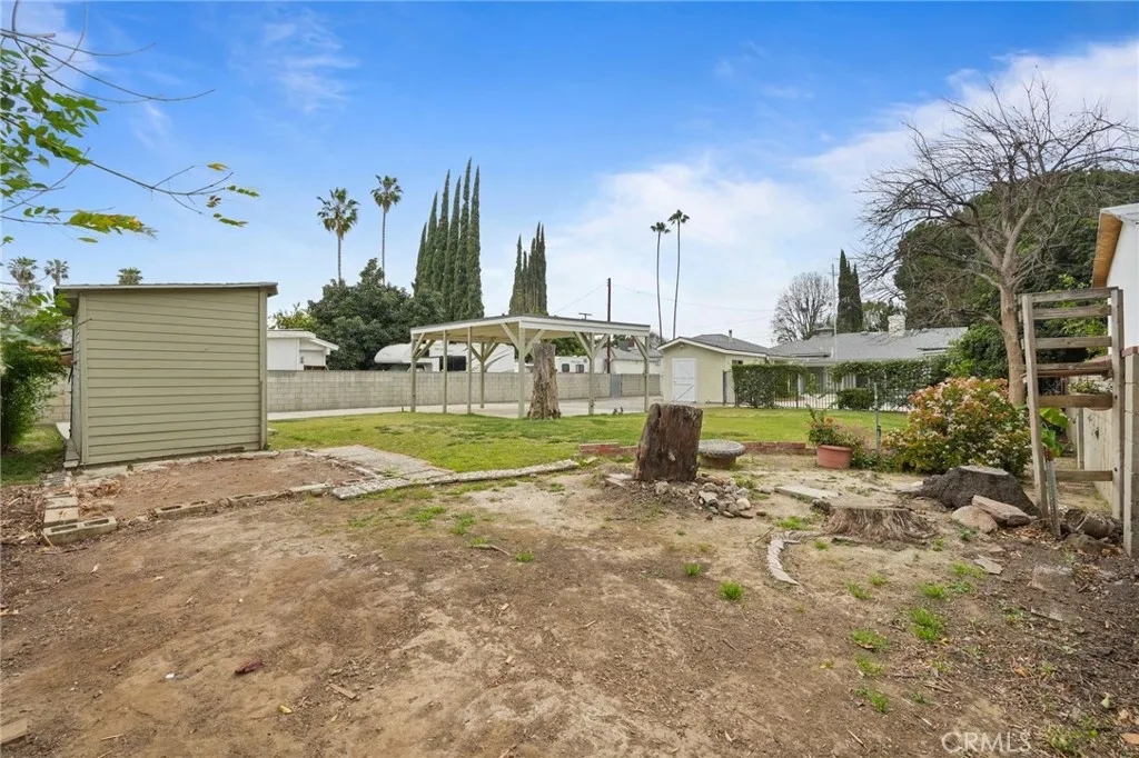 15934 Kittridge, Lake Balboa, California 91406 home-pic-44