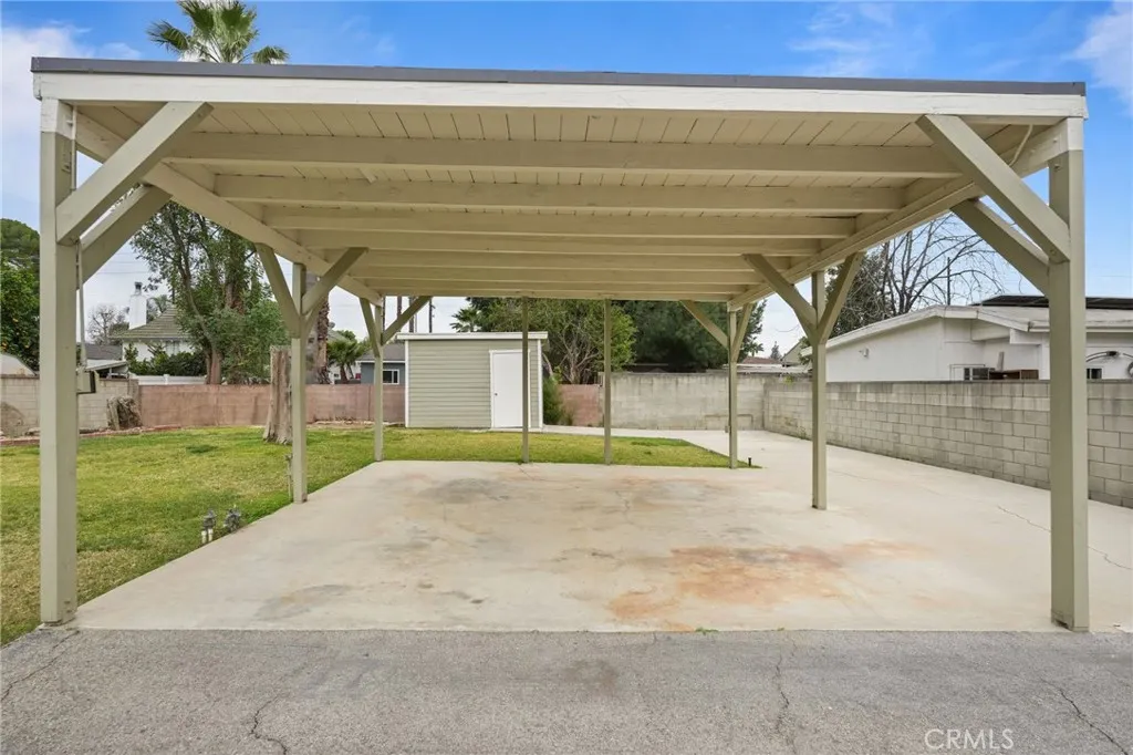 15934 Kittridge, Lake Balboa, California 91406 home-pic-46