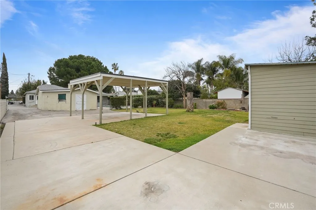 15934 Kittridge, Lake Balboa, California 91406 home-pic-43