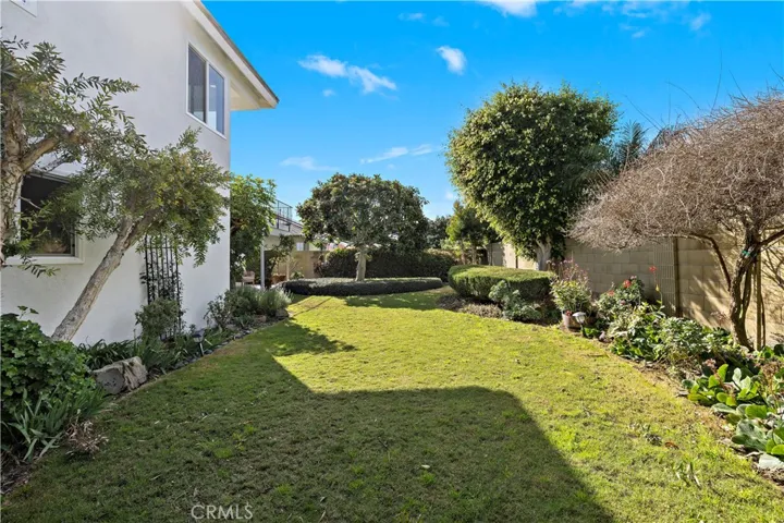 21361 Lemontree, Huntington Beach, California 92646