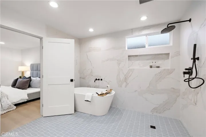 21361 Lemontree, Huntington Beach, California 92646