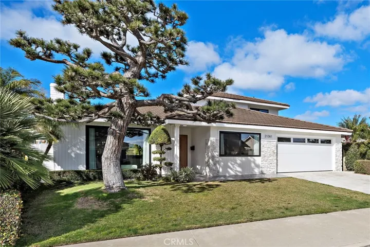 21361 Lemontree, Huntington Beach, California 92646