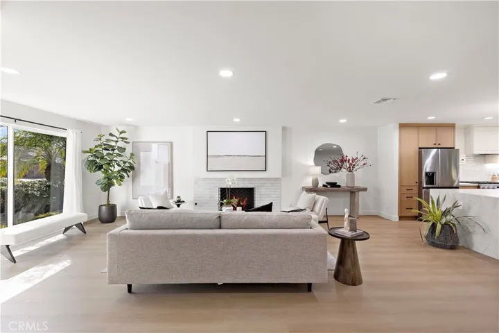21361 Lemontree, Huntington Beach, California 92646