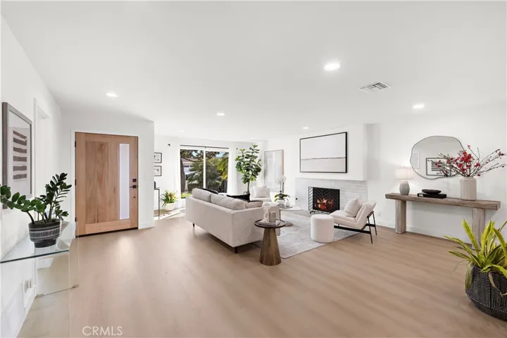21361 Lemontree, Huntington Beach, California 92646