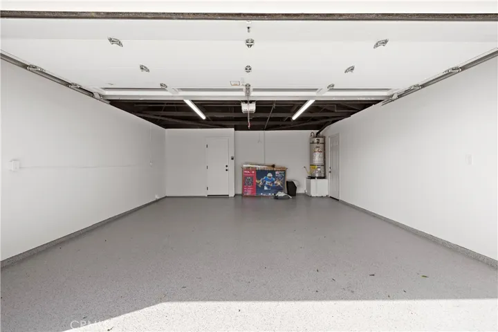 21361 Lemontree, Huntington Beach, California 92646