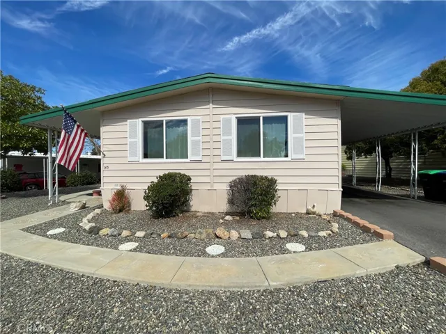 BRAND NEW PAINT OUTSIDE. PAINTED IN FEB