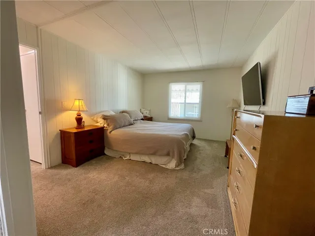 PRIMARY BEDROOM IS SO ROOMY