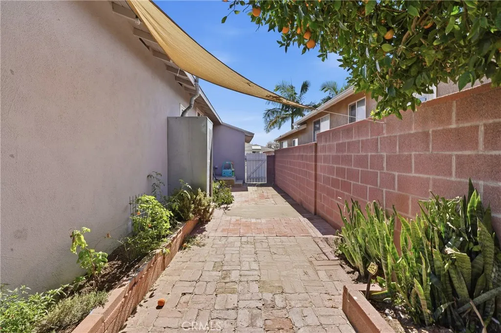 13703 Placid, Whittier, California 90605 home-pic-40