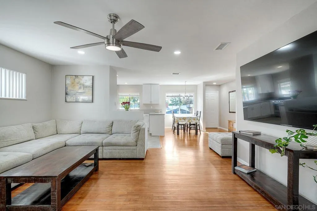 2698 Carlow Street, El Cajon, California 92020 home-pic-20