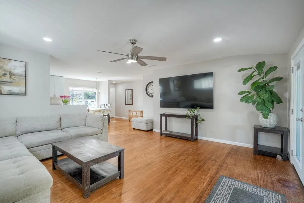 2698 Carlow Street, El Cajon, California 92020 home-pic-21
