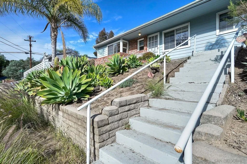 2698 Carlow Street, El Cajon, California 92020 home-pic-5