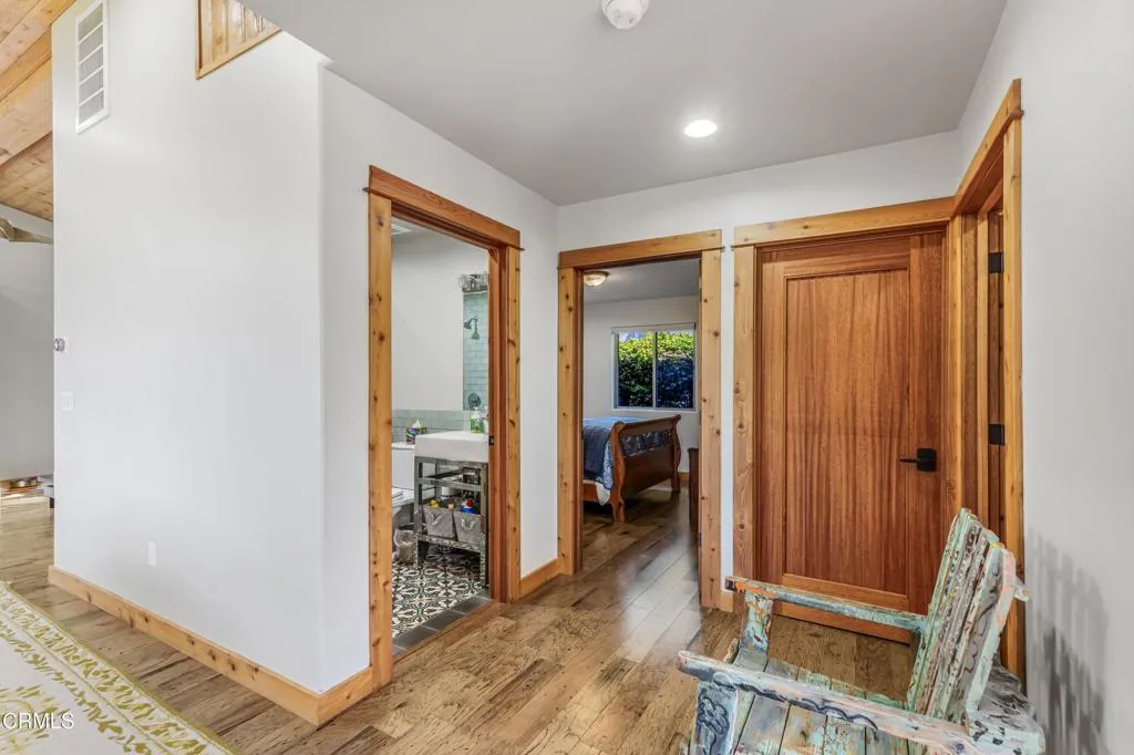 7035 Oxnard Avenue, Ventura, California 93001 home-pic-19