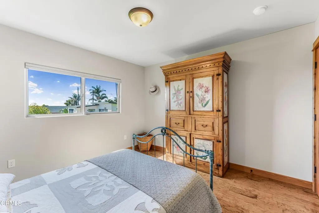 7035 Oxnard Avenue, Ventura, California 93001 home-pic-25